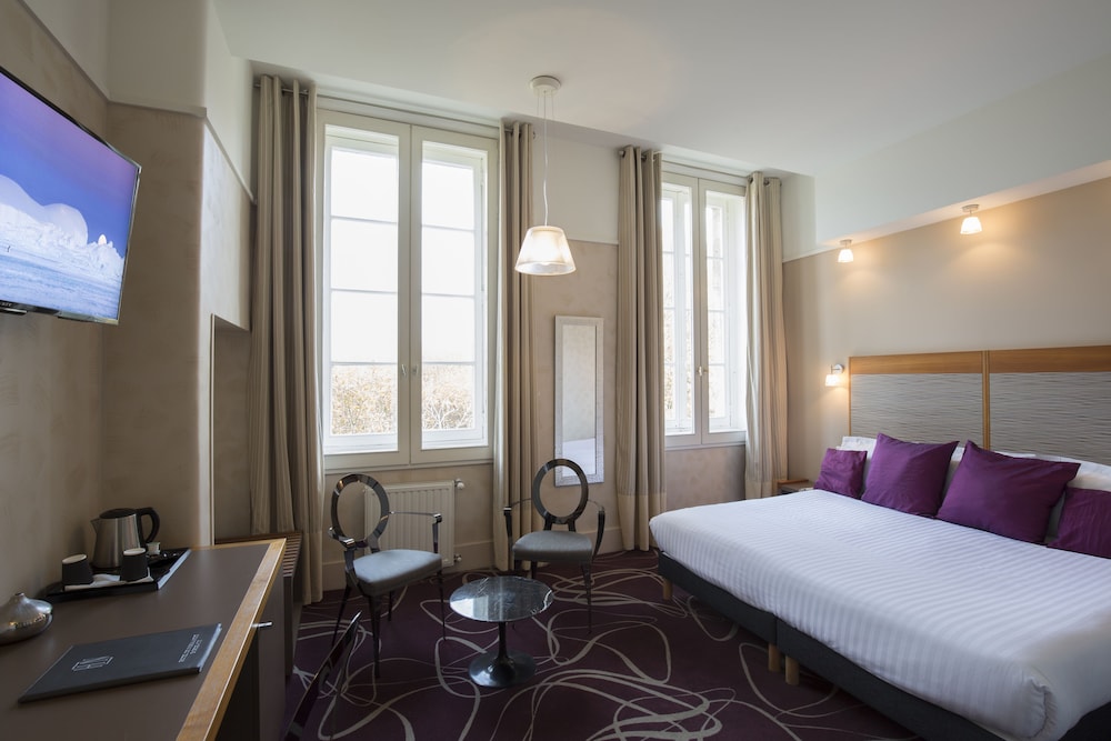 HOTEL DE NORMANDIE 14/44