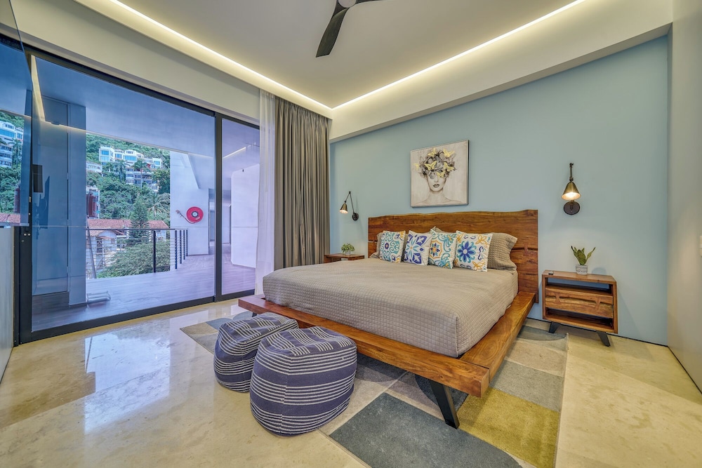 DELUXE, APARTMENT, OCEAN VIEW, TERRACE