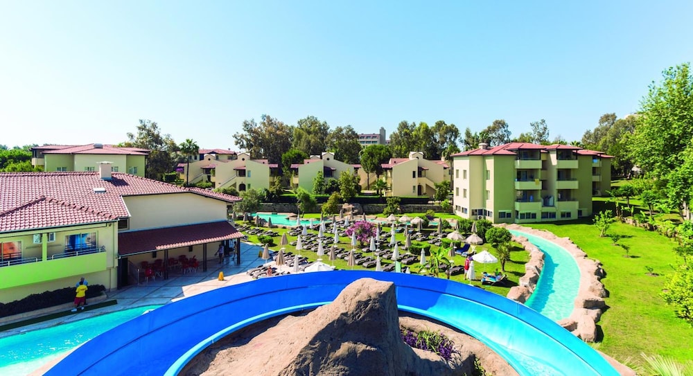 Melas Holiday Village 14/71