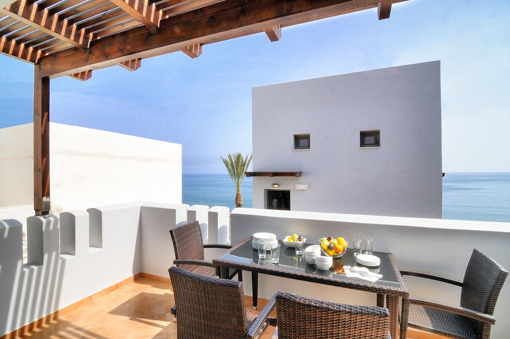 MYRTOS MARE SUITES 43/46