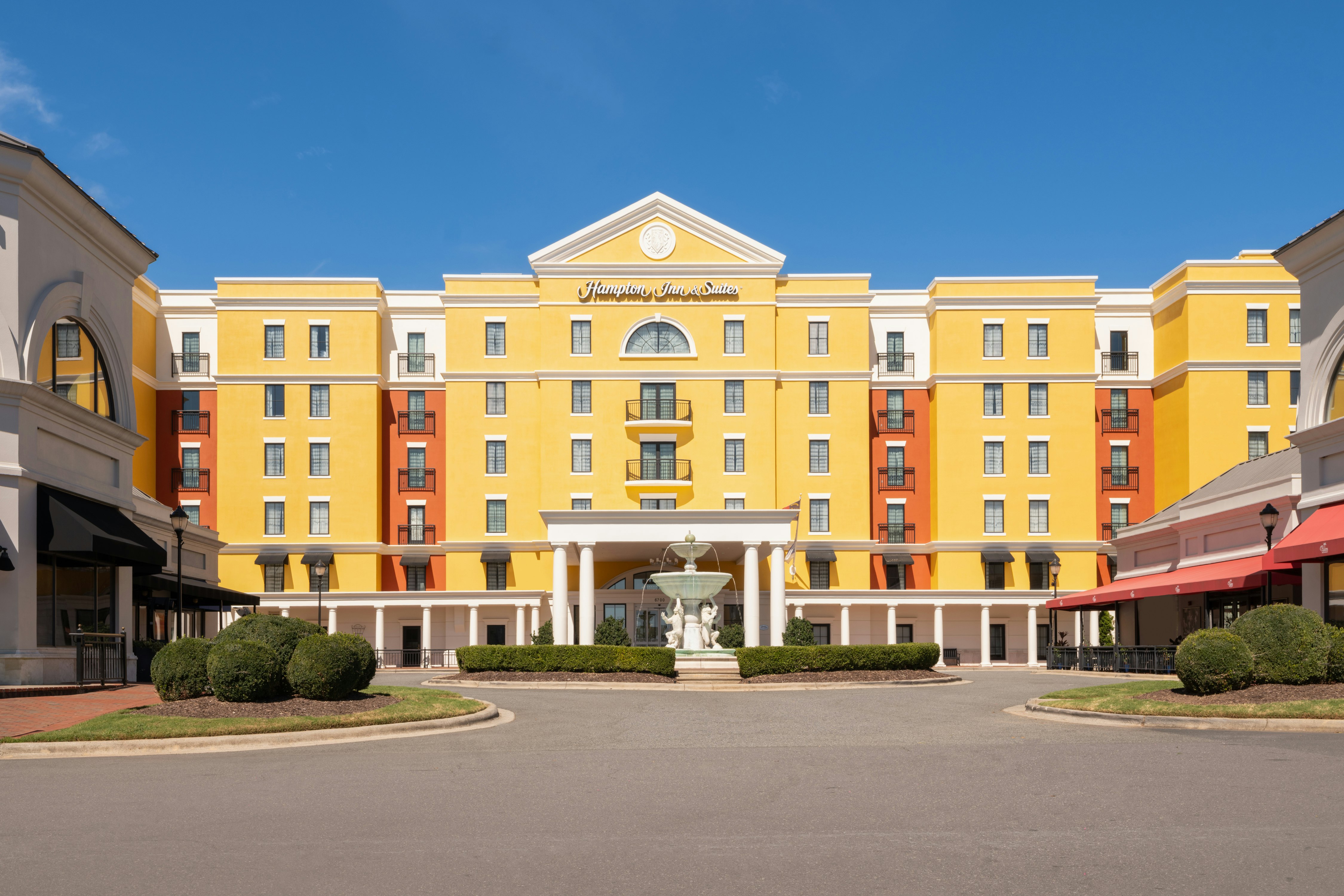 Hampton Inn & Suites-Charlotte/SouthPark at Phillips Place photo2