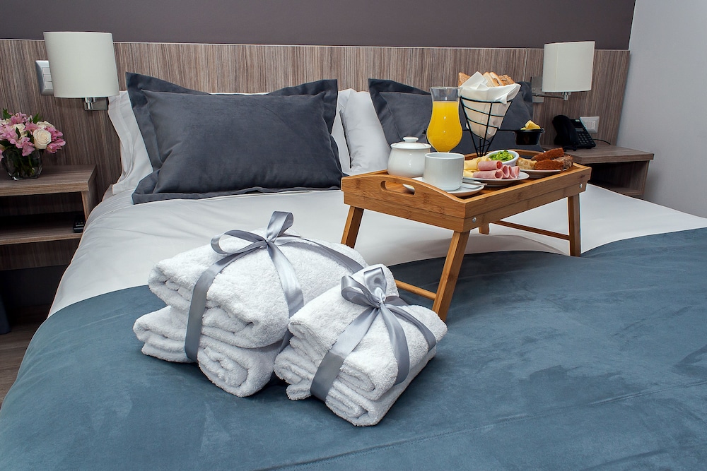 Hotel Capital Bellet 33/66