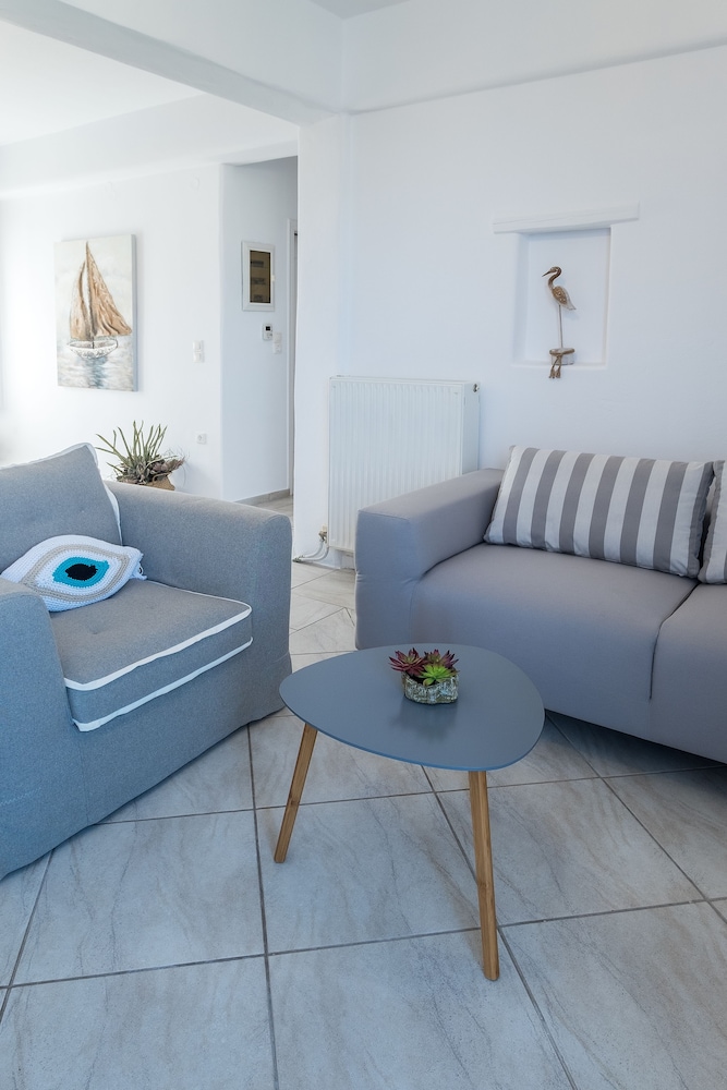 Paros Nereids Villas 24/50
