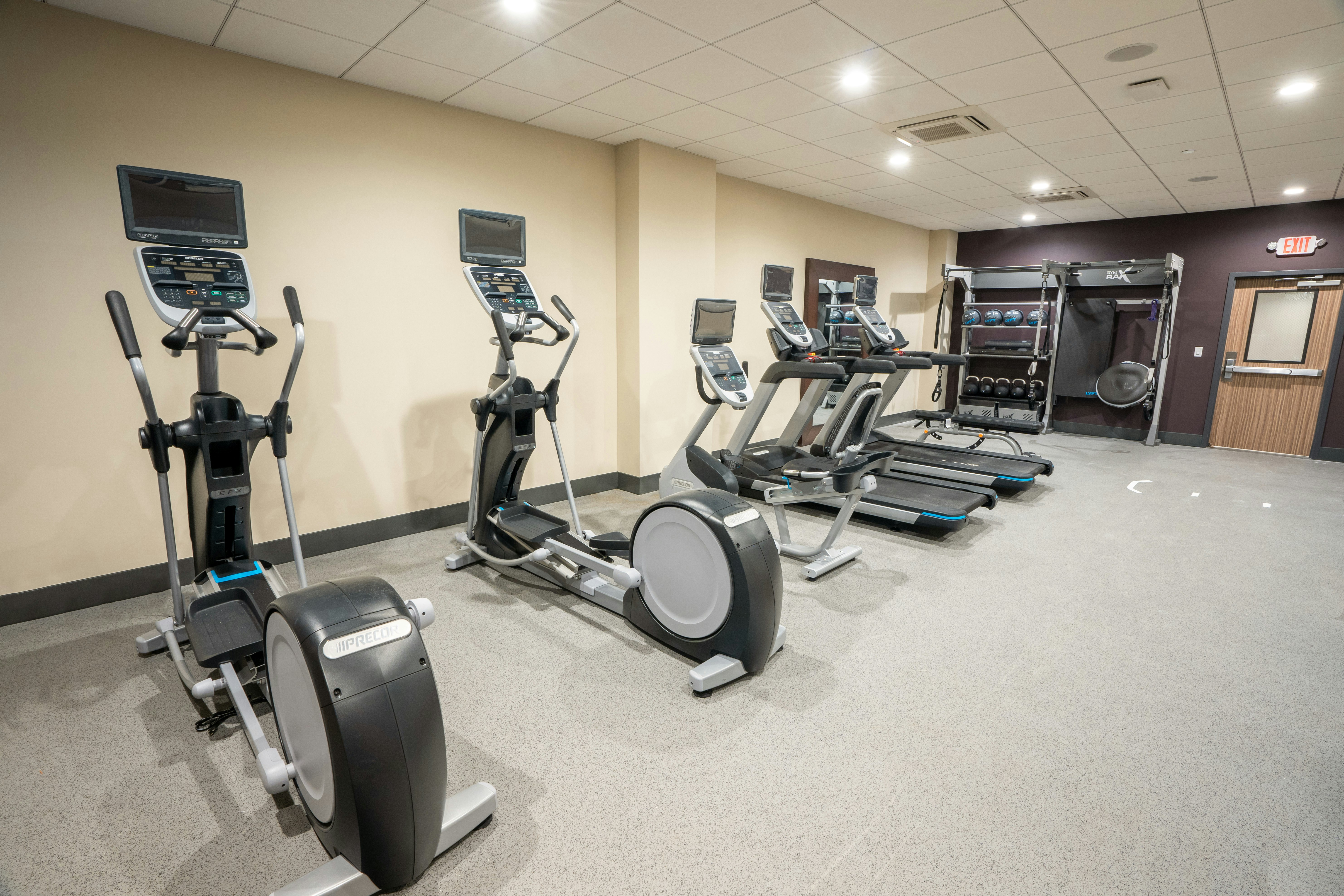 Hilton Garden Inn Wichita Downtown Ks 20/26