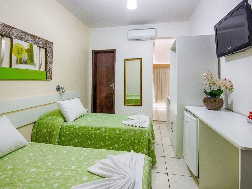 Foz Presidente Economic Hotel 35/35