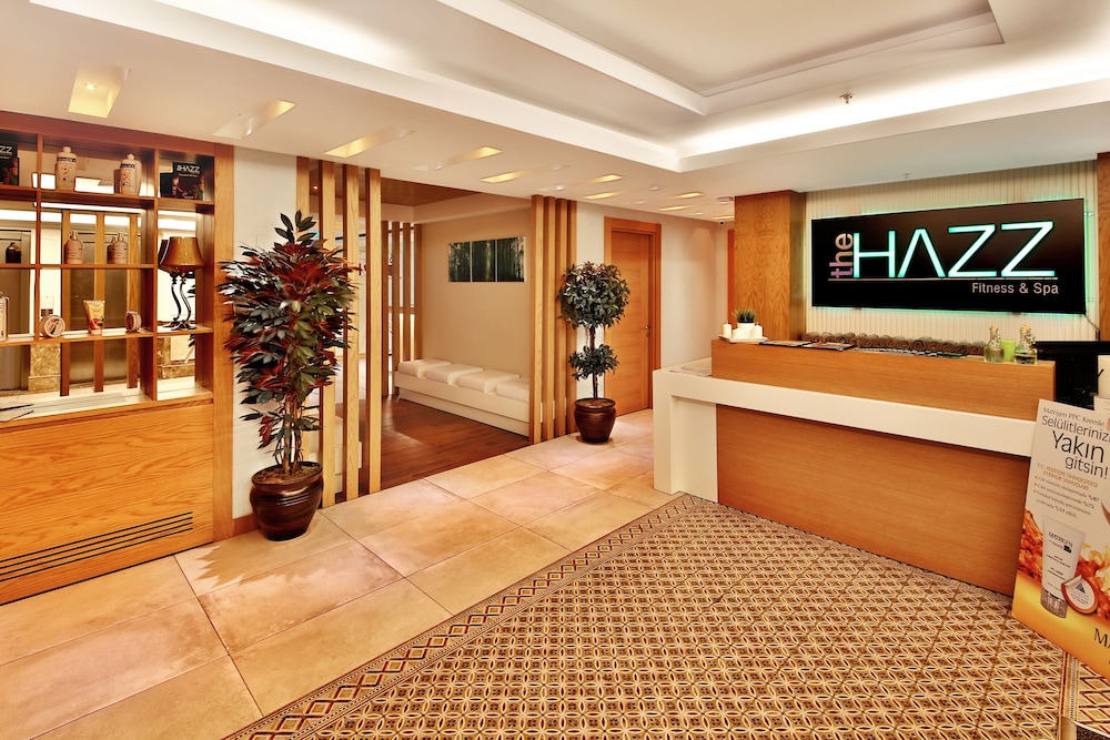 Bof Hotels Ceo Suites 11/73