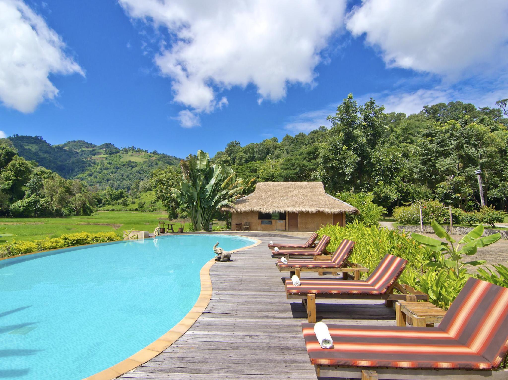 Hmong Hilltribe Lodge