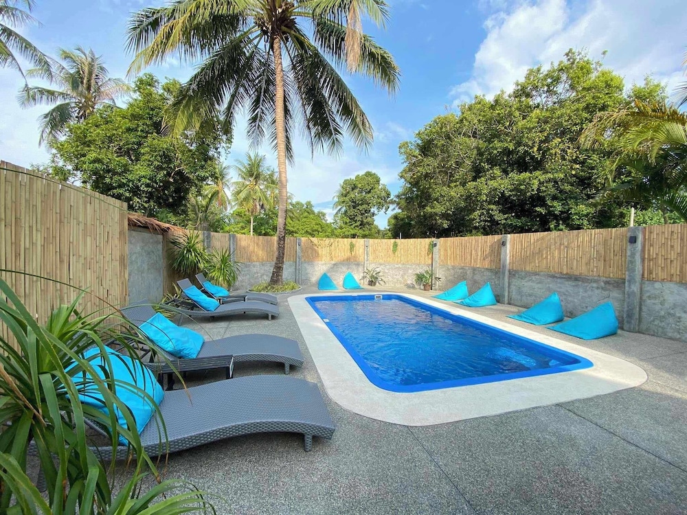 Lazy Days Bungalows 69/71