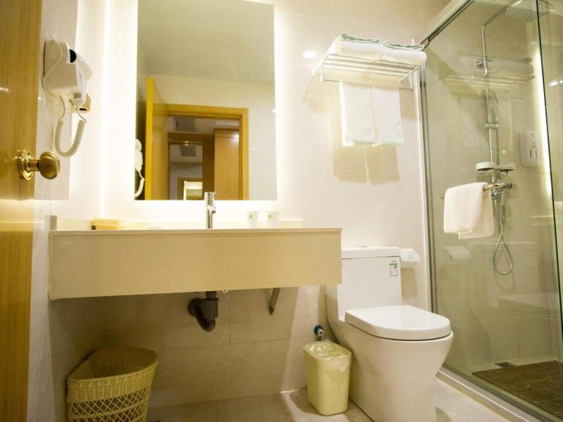 GreenTree Inn Nantong Rugao Jiangan Town Xinjiangan Square 14/16
