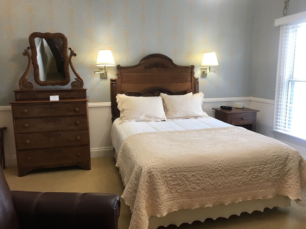 Kingsley Inn 10/64