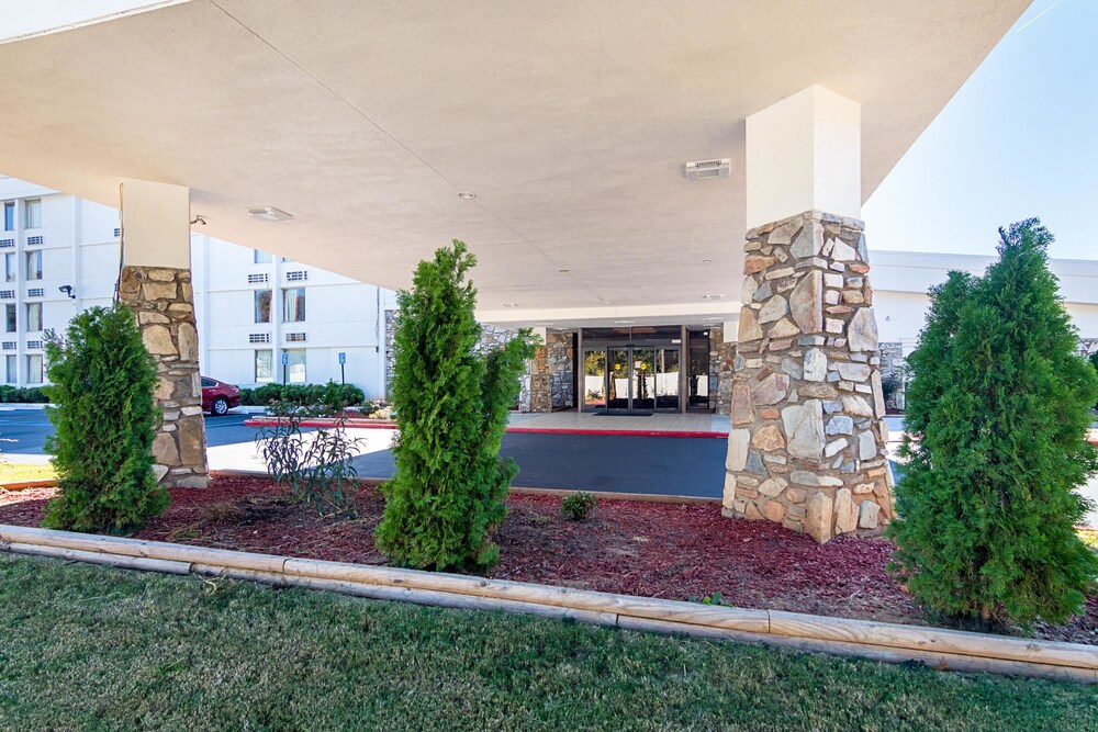 Motel6 Decatur, GA 9/55