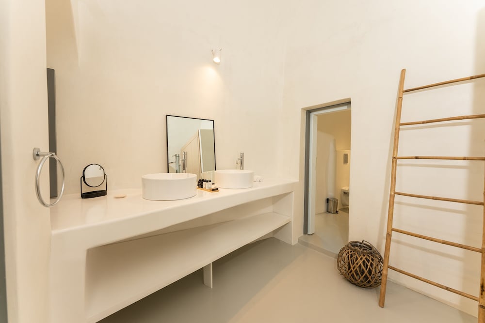 Cilon Suites Santorini 48/50