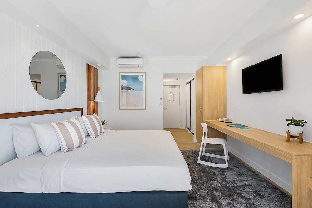 Coral Sea Marina Resort 43/87