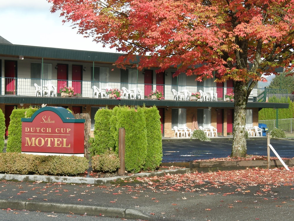 Sultan, Dutch Cup Motel 4/15