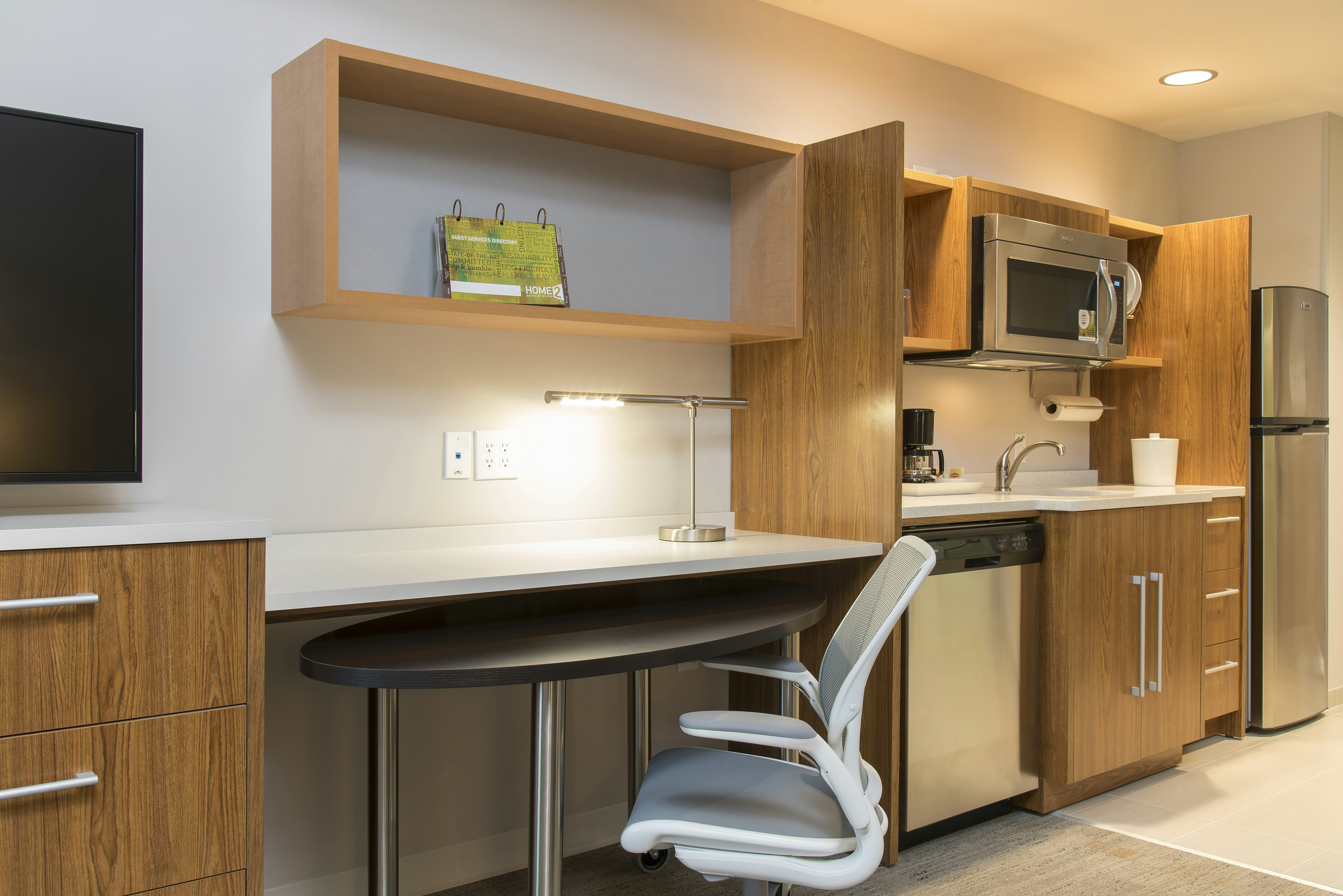 Home2 Suites By Hilton Indianapolis Downtown 13/14
