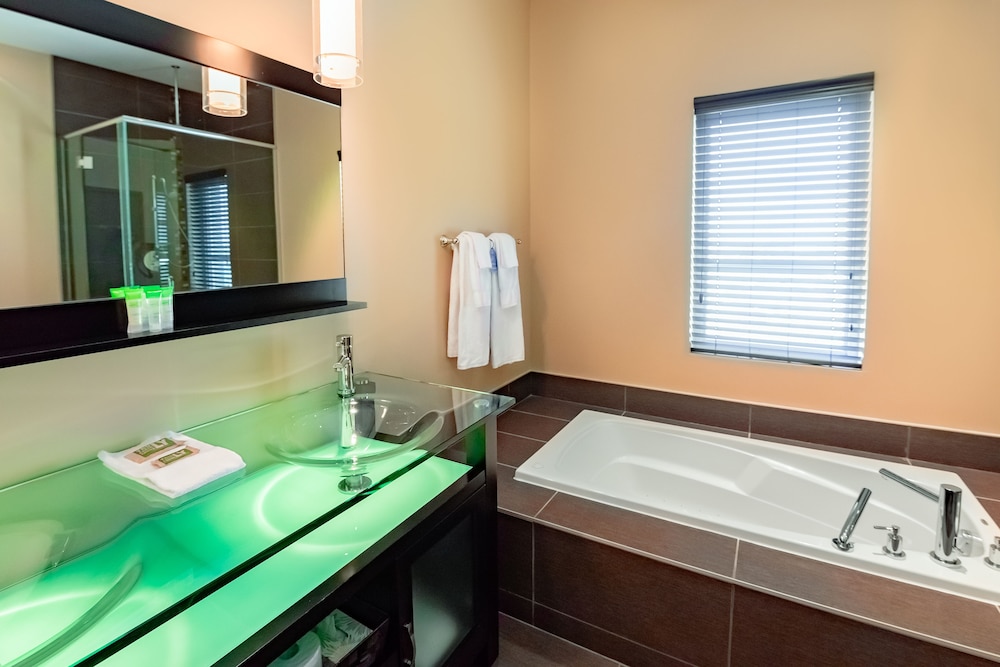 IMPERIA HOTEL & SUITES TERREBONNE 59/60