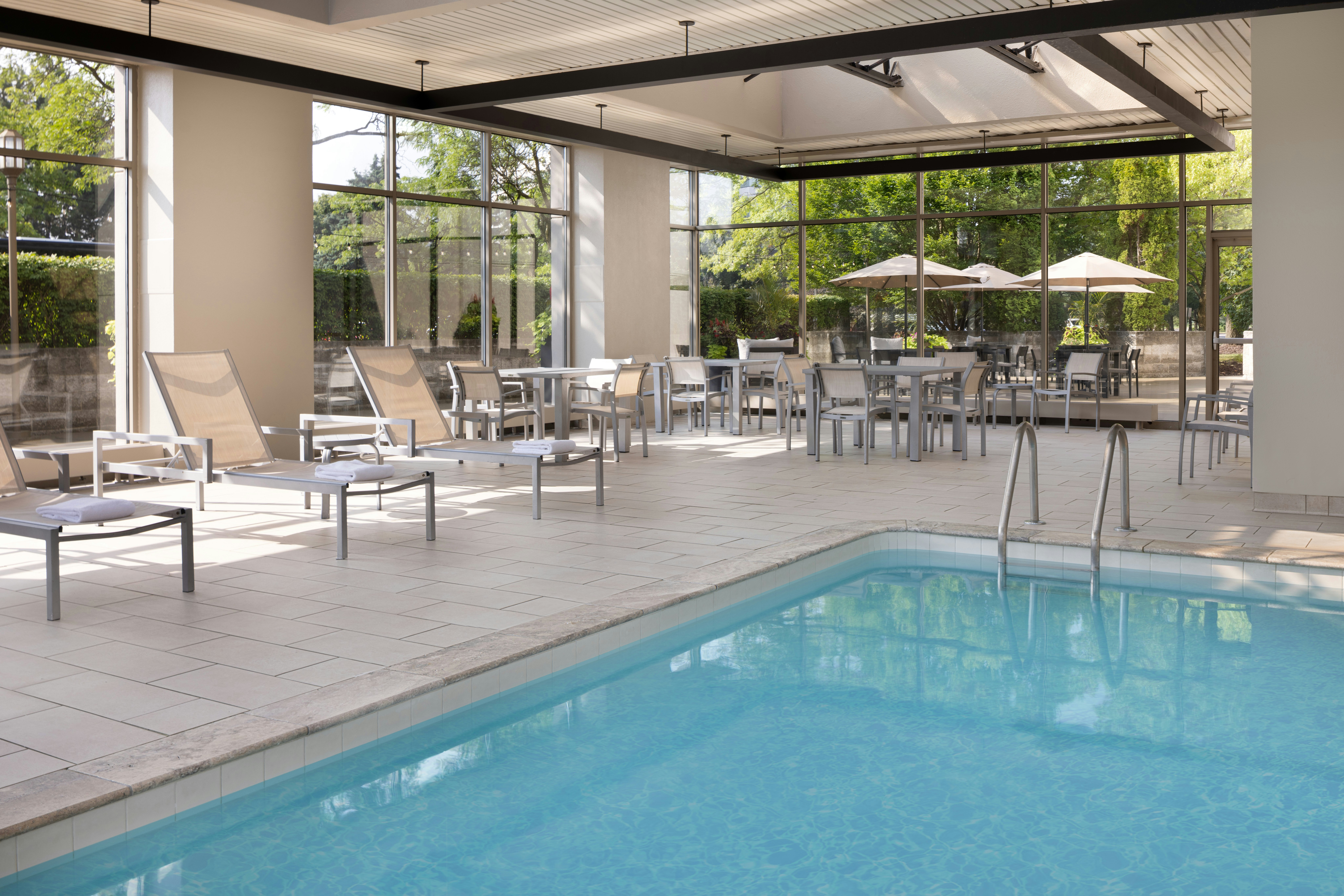 Embassy Suites by Hilton Detroit Troy Auburn Hills 29/77