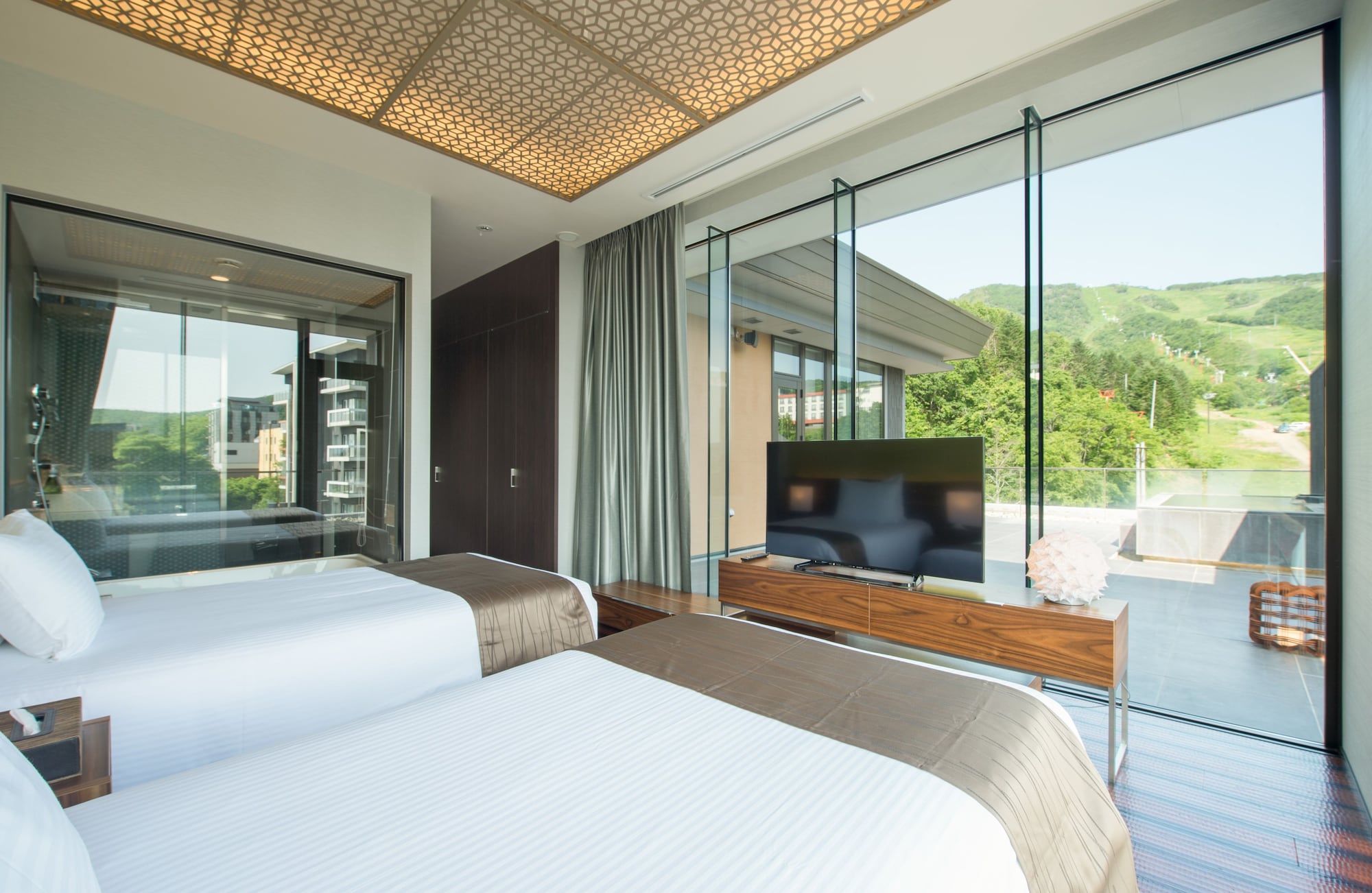 5 Bedrooms, Penthouse, 1 King and 1 Single Beds, Resort View