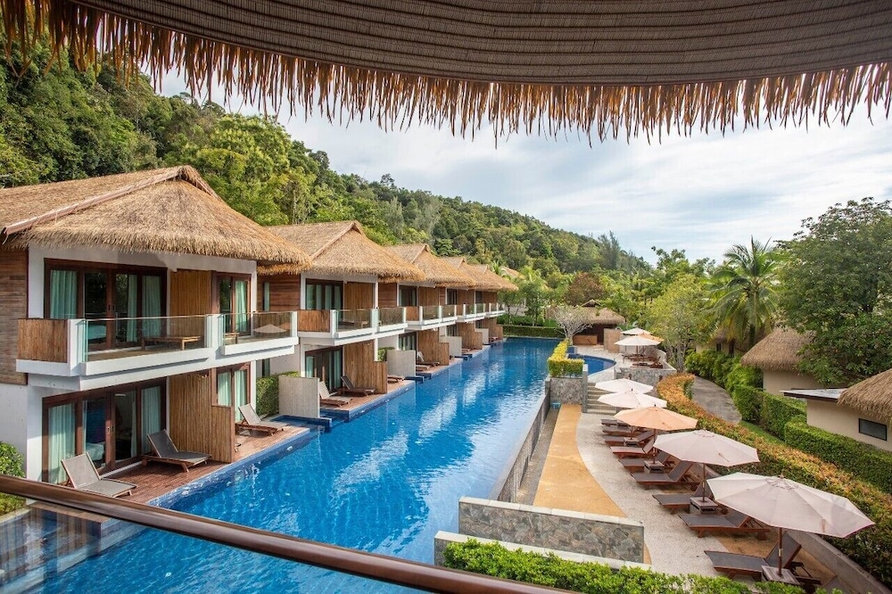 Tup Kaek Sunset Beach Resort and Spa 71/75