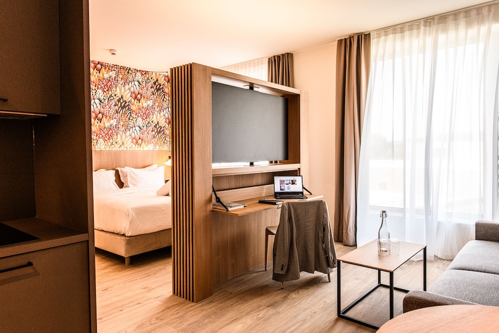 Afterwork Hotel 41/49