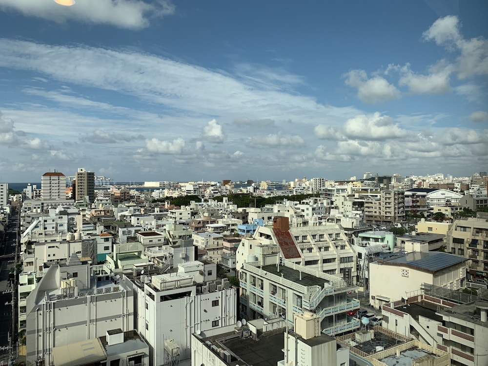 Okinawa NaHaNa Hotel & Spa 63/67
