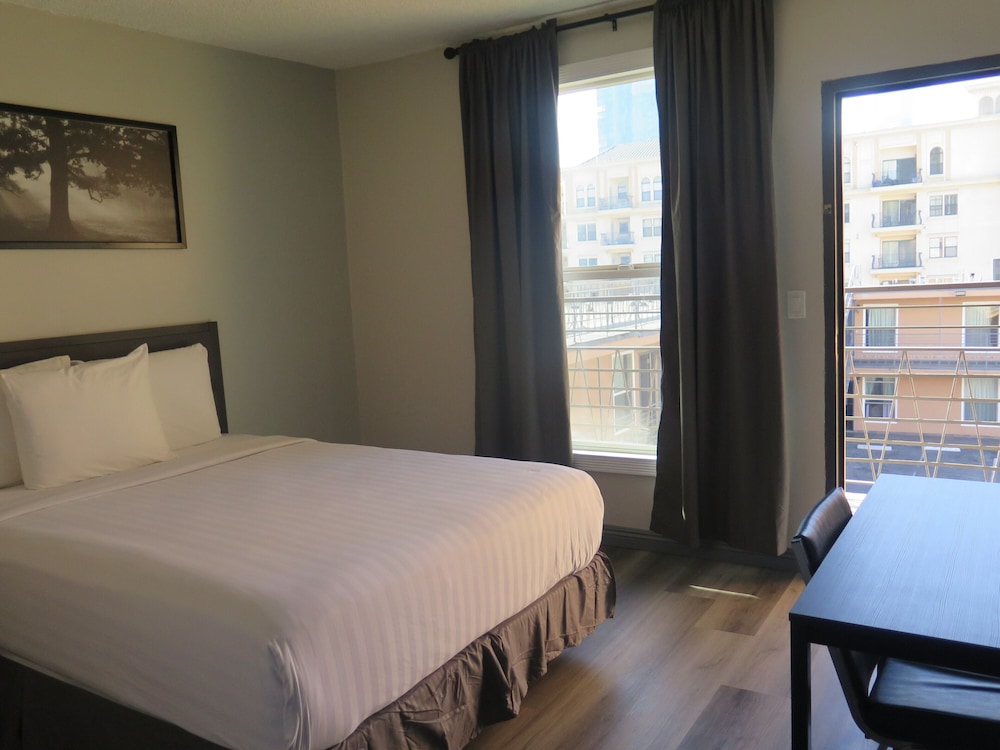 DTLA Hotel 23/30