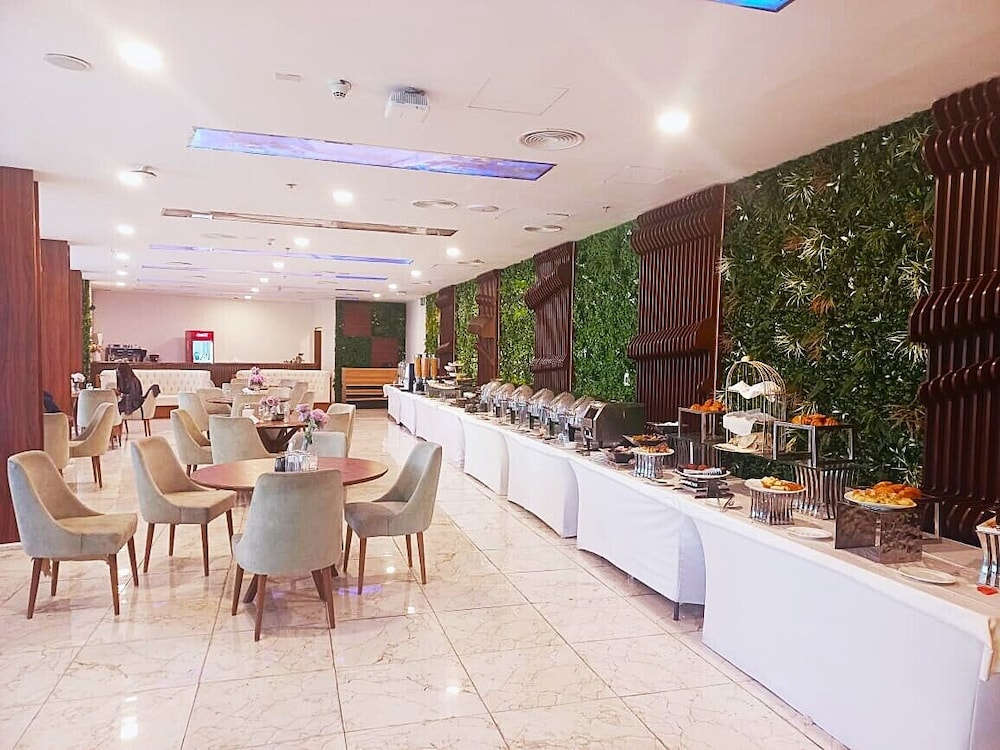 Cielo Hotel Lusail Qatar 37/46