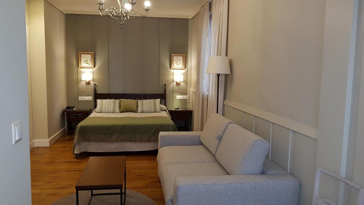 Hotel Alcazar 26/46