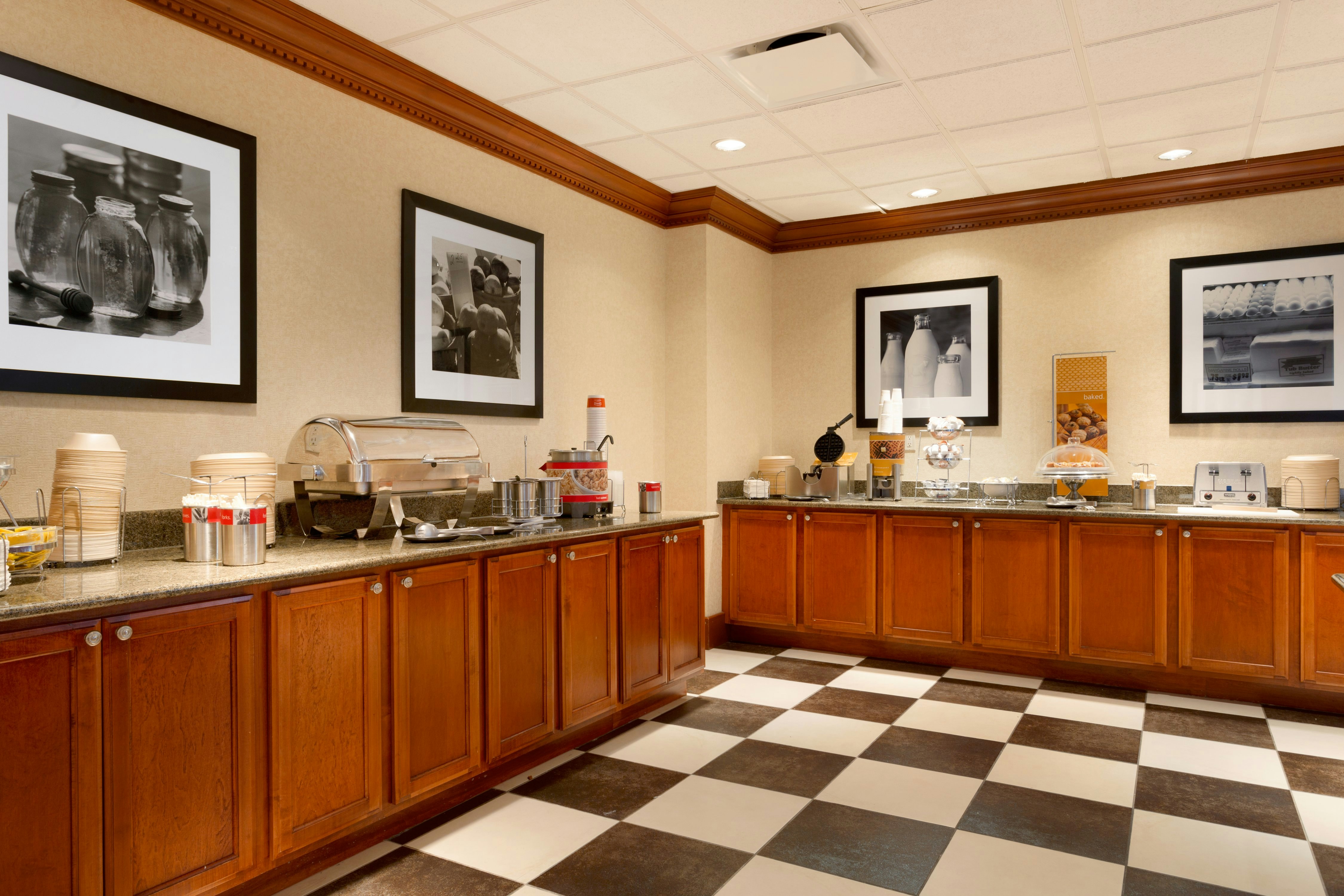 Lobby at Hampton Inn And Suites Detroit/Chesterfield Township, CHESTERFIELD - MI