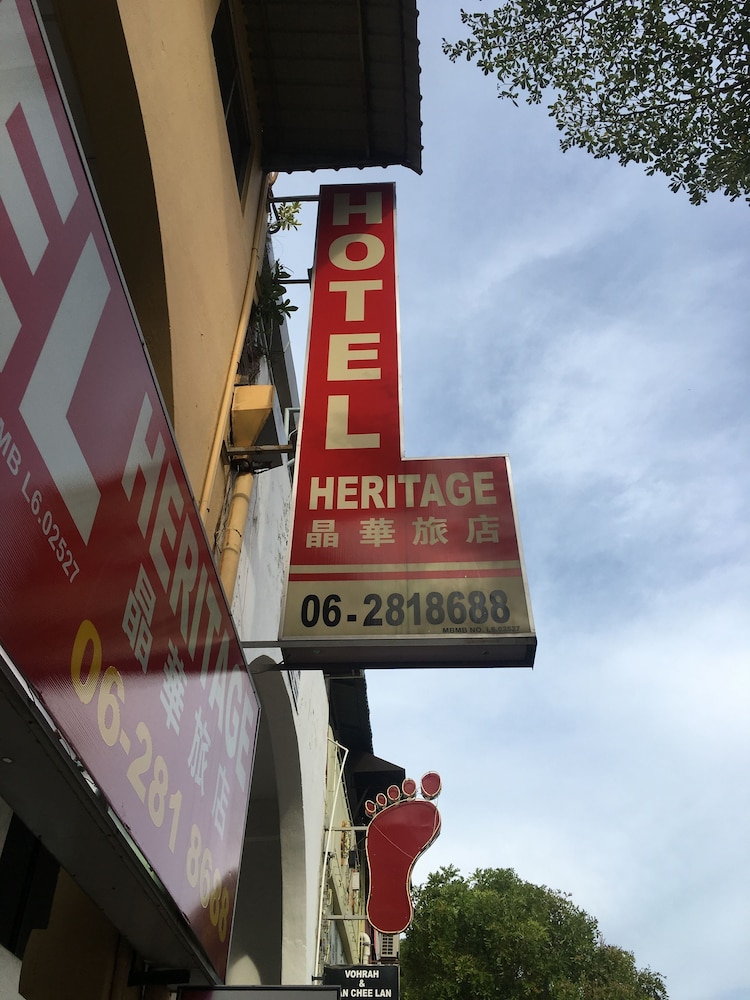 Hotel Heritage 2/27