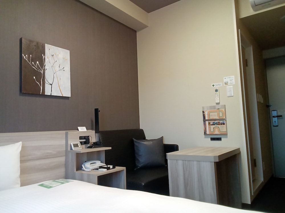 Hotel Route-Inn Hamada Ekimae 28/32