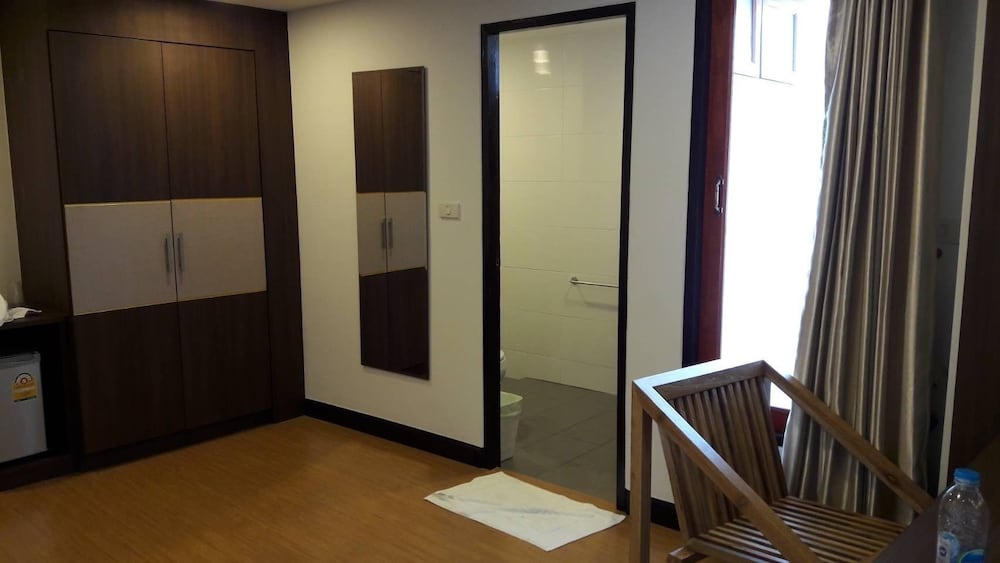 Chorlada Lanna Hotel 33/48