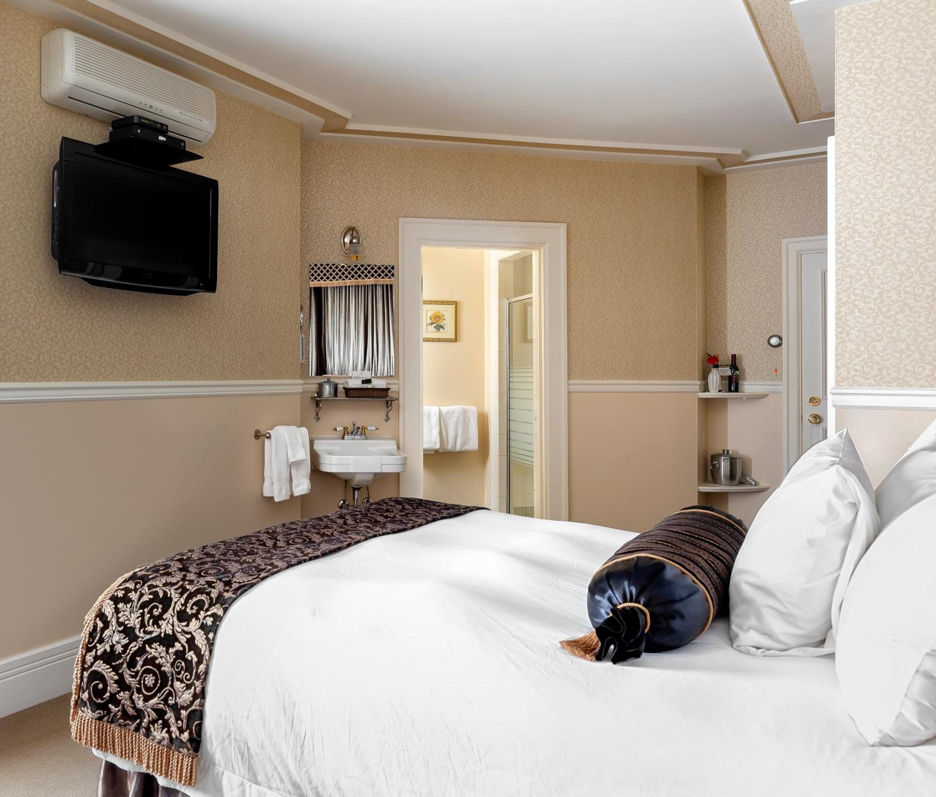 Abigail S Hotel 24/59