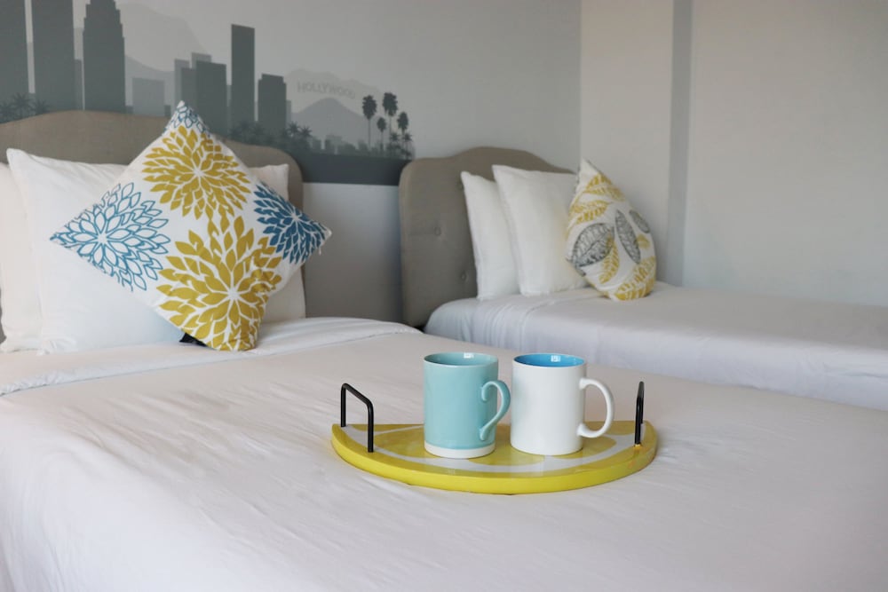 Hometel Suites 67/72