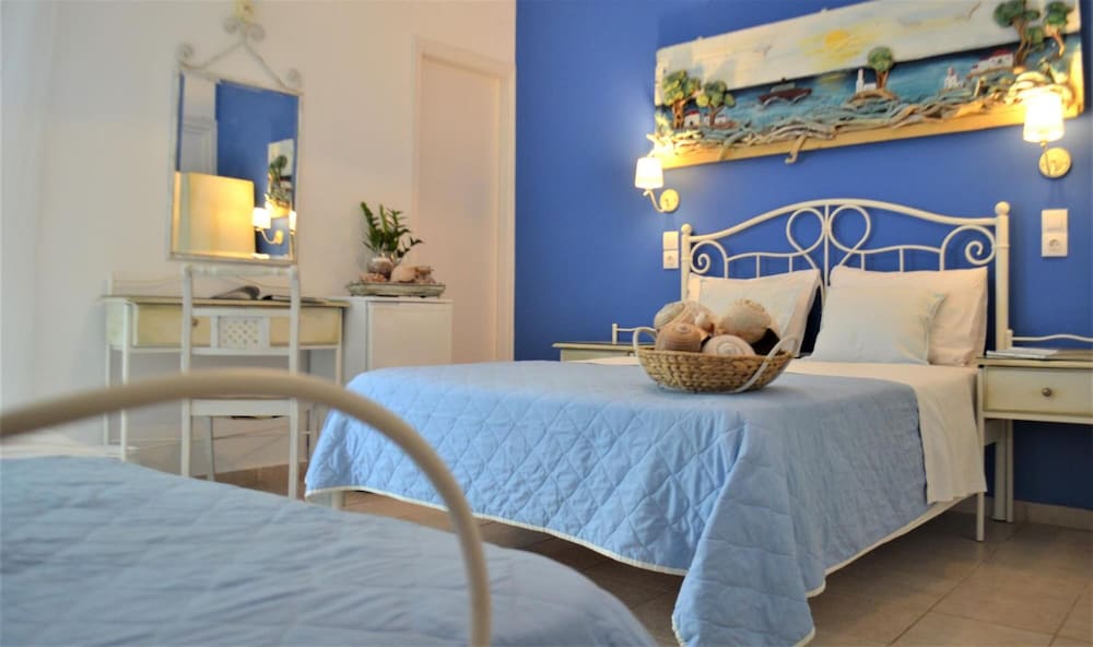 Kastro Hotel 25/50