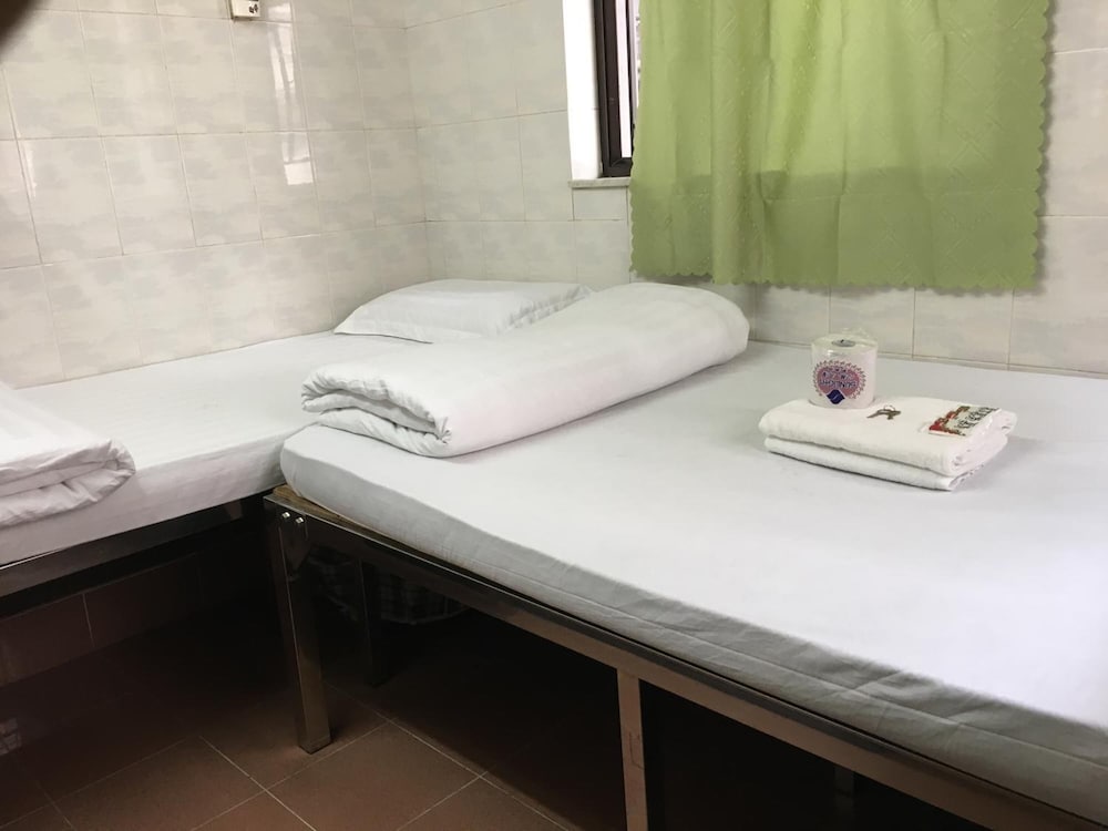 New Yan Yan Guest House 30/32
