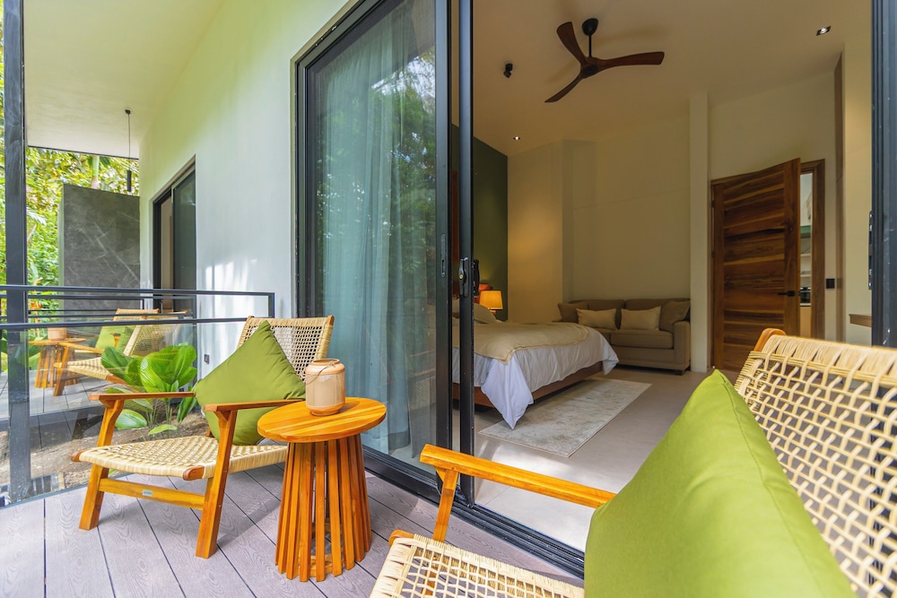 ARENAL KIORO SUITES AND SPA 51/71