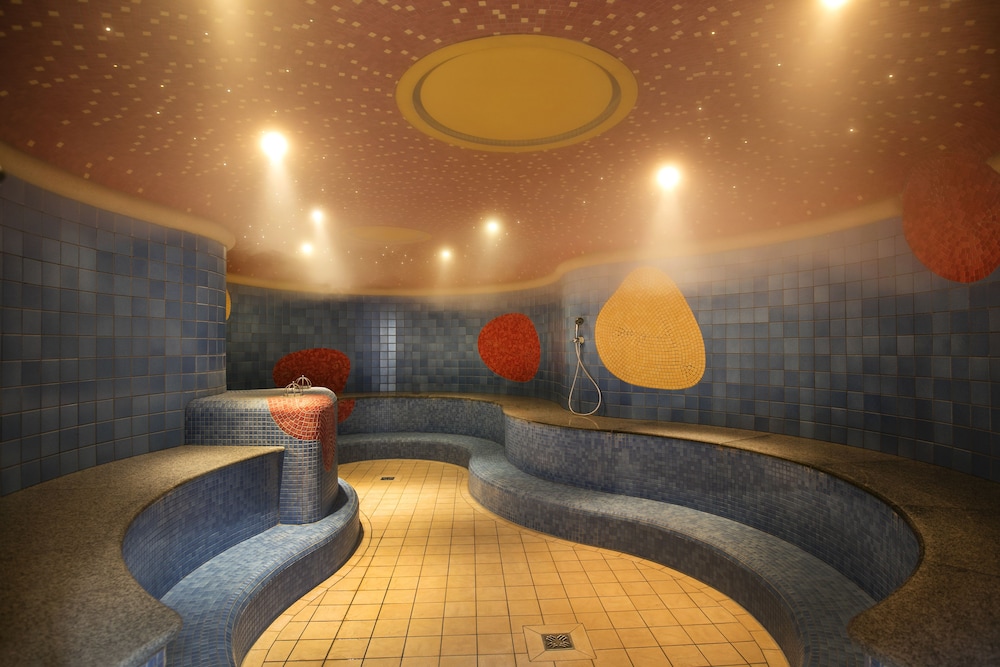H2O Hotel-Therme-Resort 34/67