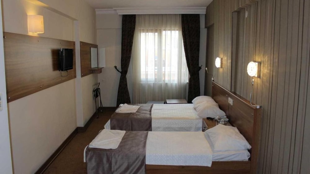 Grand Laleli Hotel 6/27