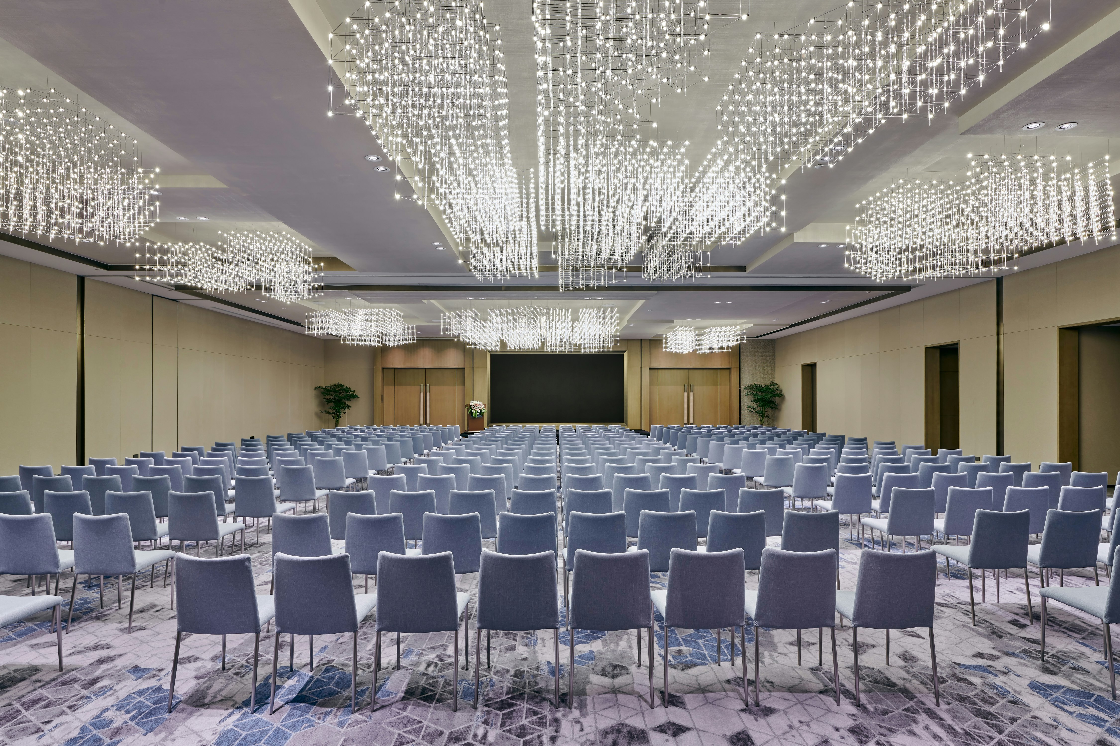 Hilton Chongqing Liangjiang New Area 56/64