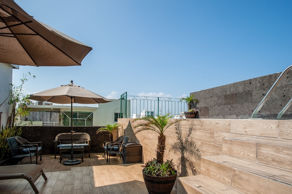 Boca Inn Hotel &amp; Suites 57/66