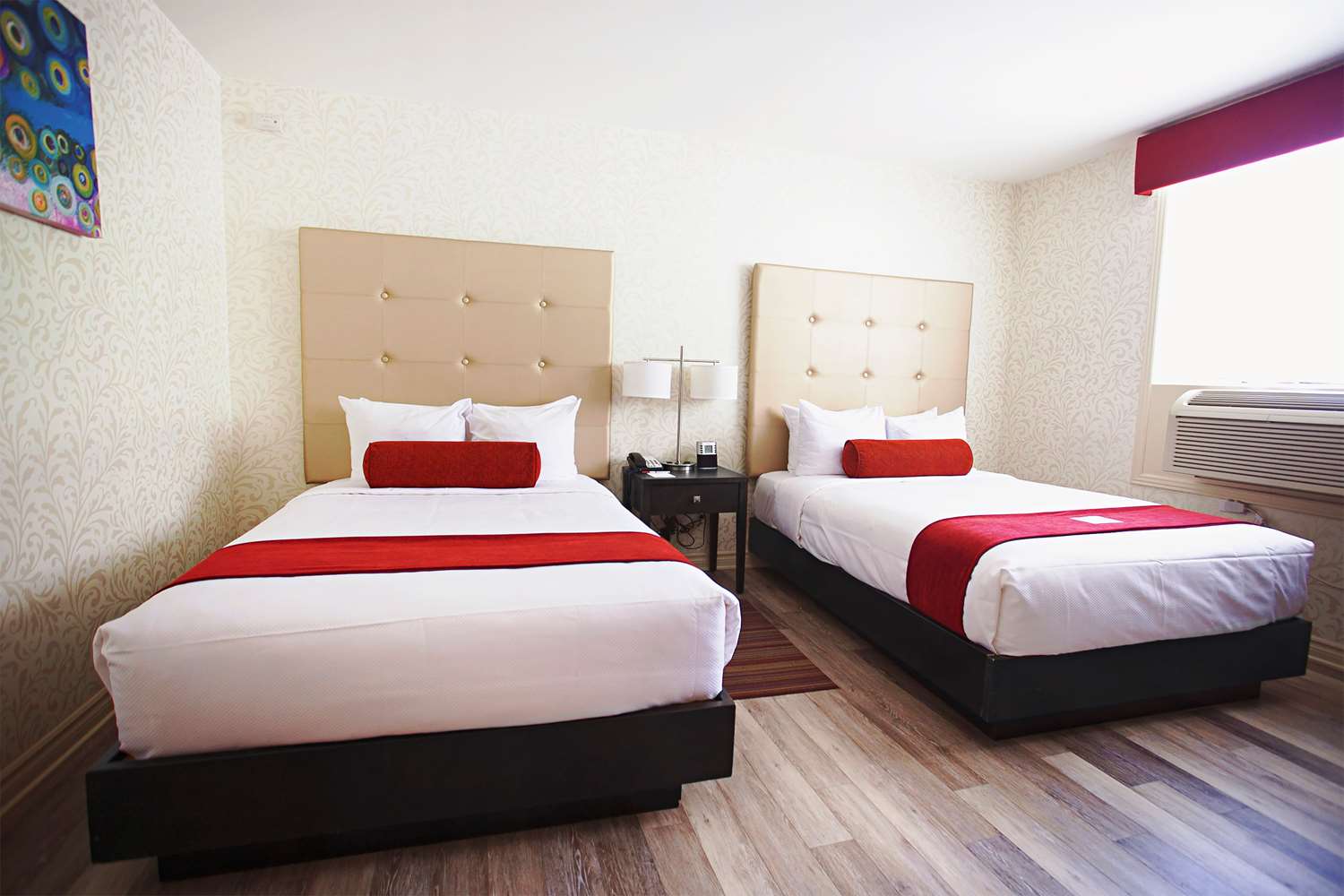 Room at Hotel Europa, BW Signature Collection, MONTREAL