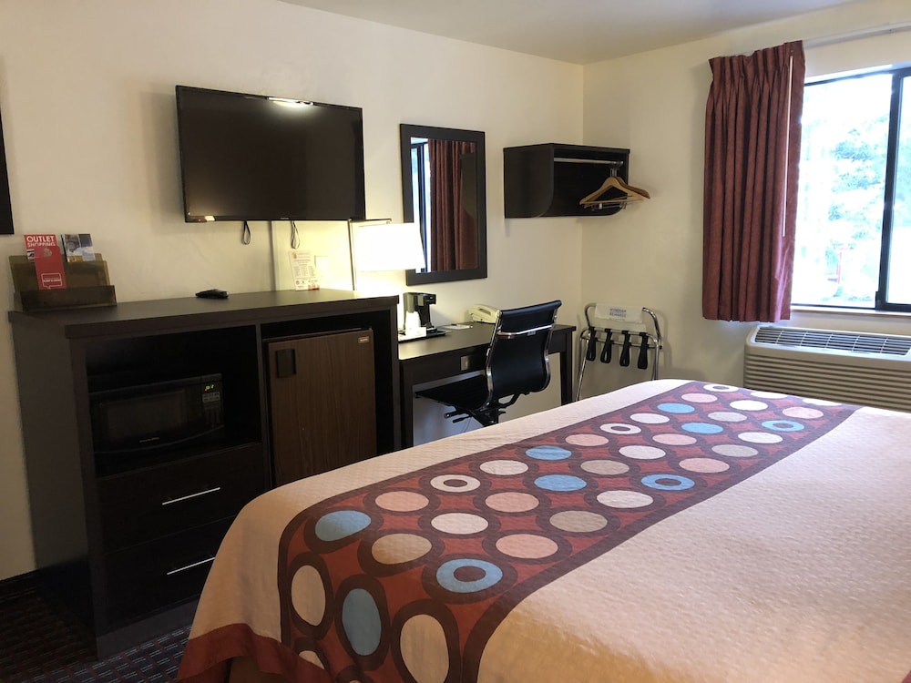 Super 8 By Wyndham Lacey Olympia Area 33/52