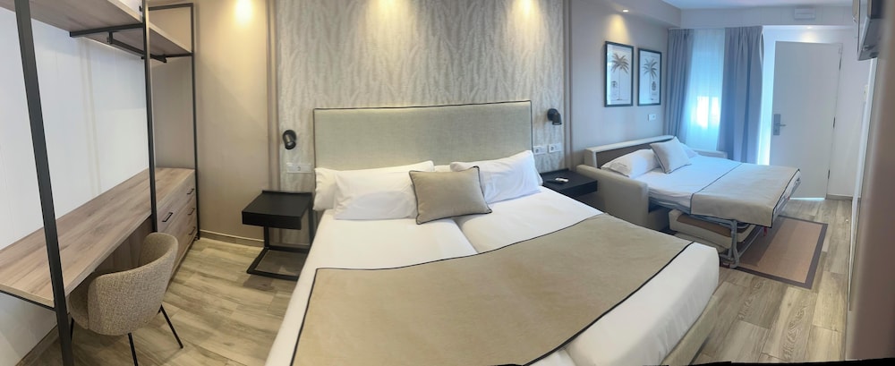 COMFORT, QUADRUPLE