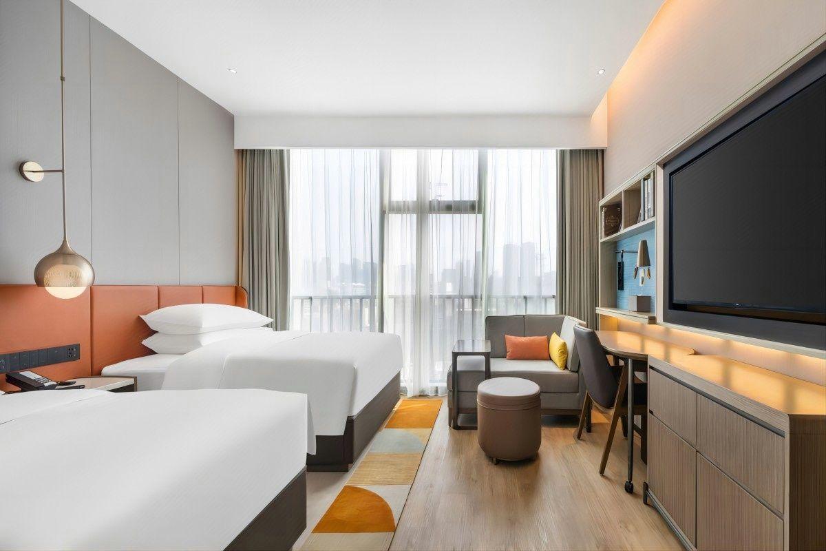 Micro Room, Suite, Twin Beds