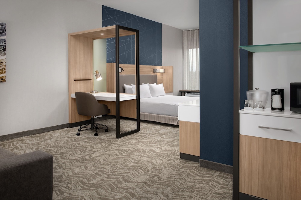 SpringHill Suites by Marriott Fayetteville I 95 38/42