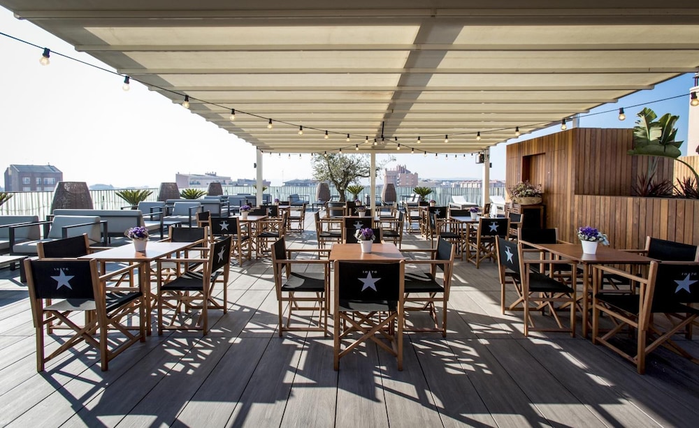 Hotel Urpi 51/64