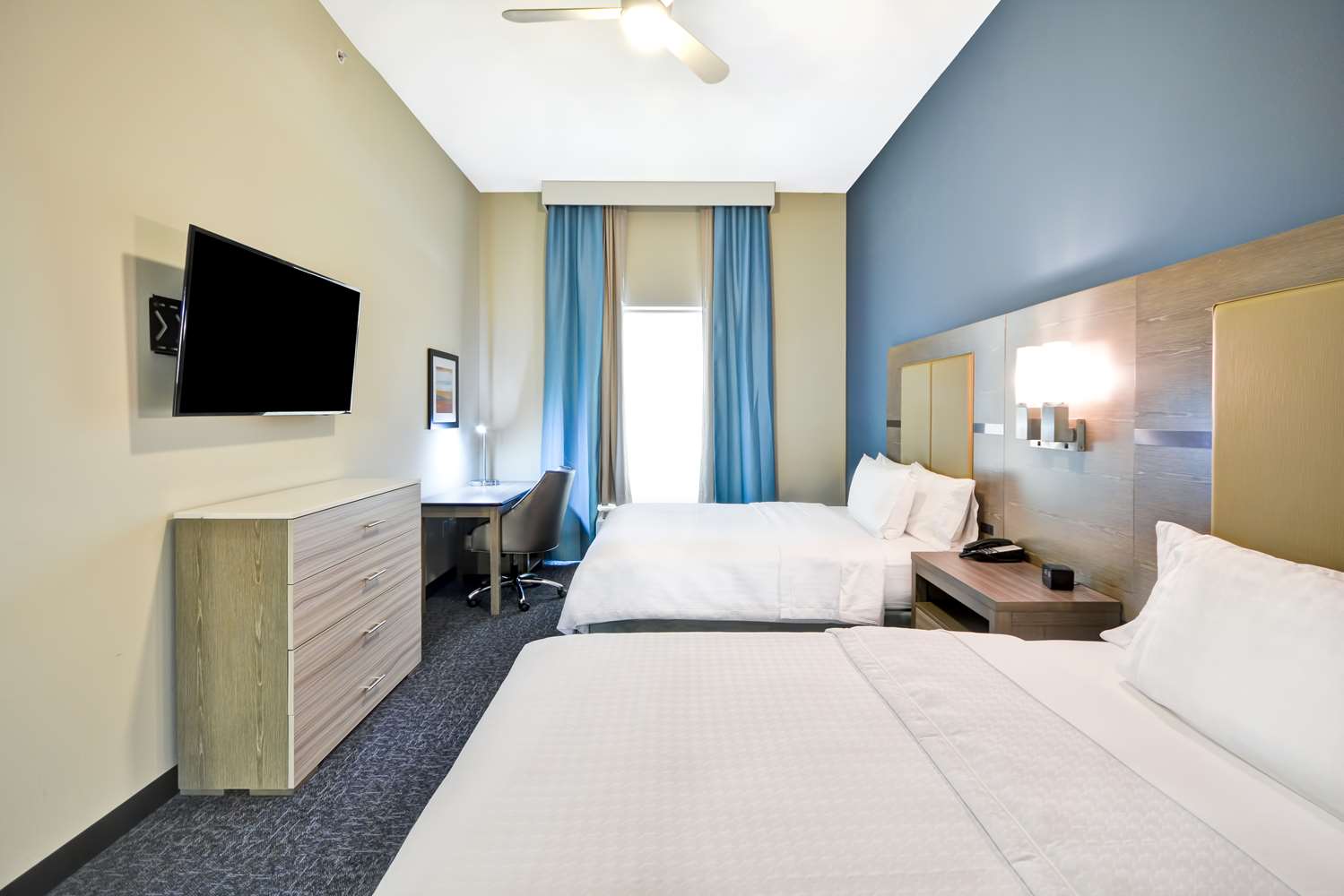 1 BEDROOM, SUITE, 2 QUEEN BEDS, ACCESSIBLE