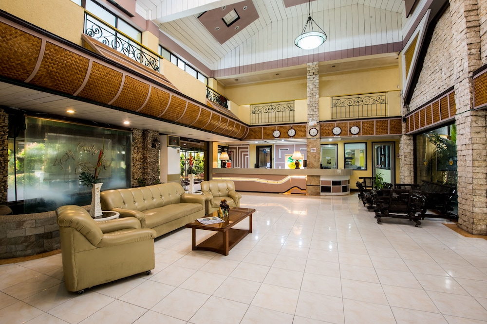 Family Country Hotel & Convention Center 6/32