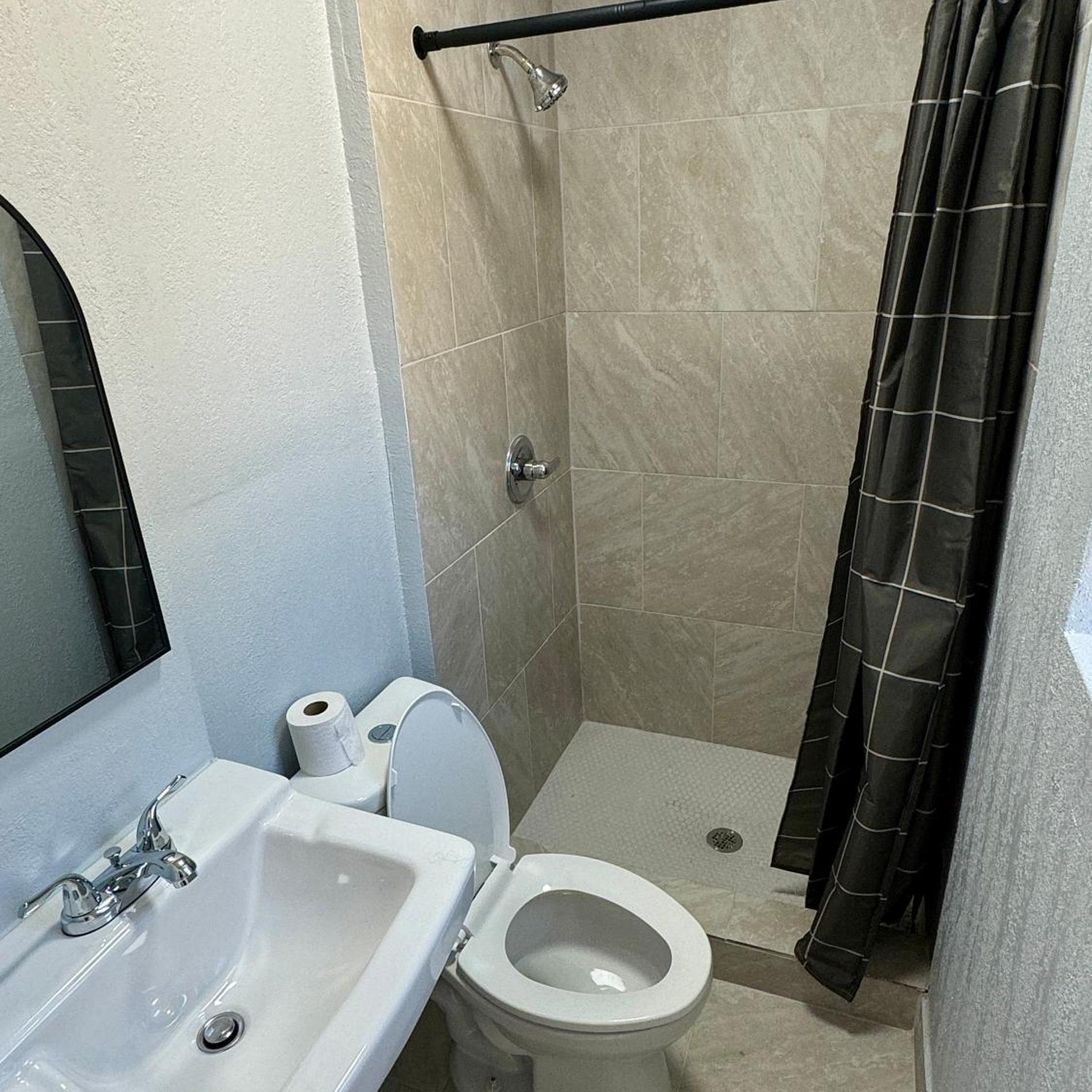 Budget Inn 7/8